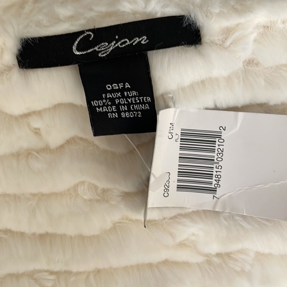 Wrap around scarf - Picture 3 of 5